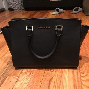 MICHAEL KORS hand bag